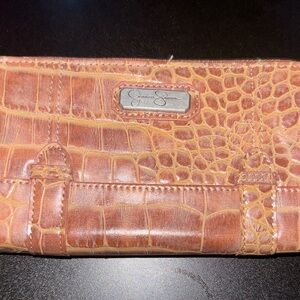 Jessica Simpson Tan Croc Embossed Clutch Double Zipper Wallet Organizer